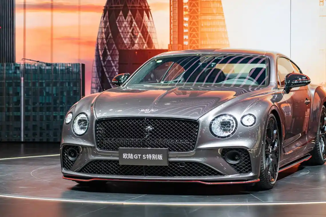名车世界-宾利欧陆gt-speed