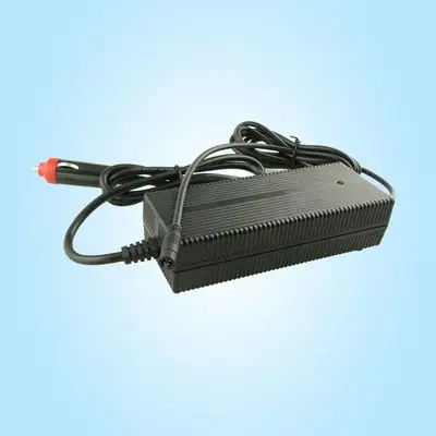 dc12v转12v1a-9a/车载12v电源适配器/12v1a-9a车载电源转换器