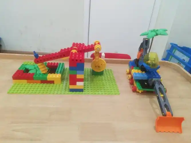 叶泓铭的作品《舂米机》