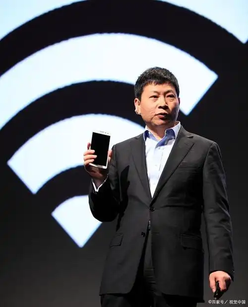 余承东,是华为消费者业务ceo,负责华为公司消费者业务的发展和管理.