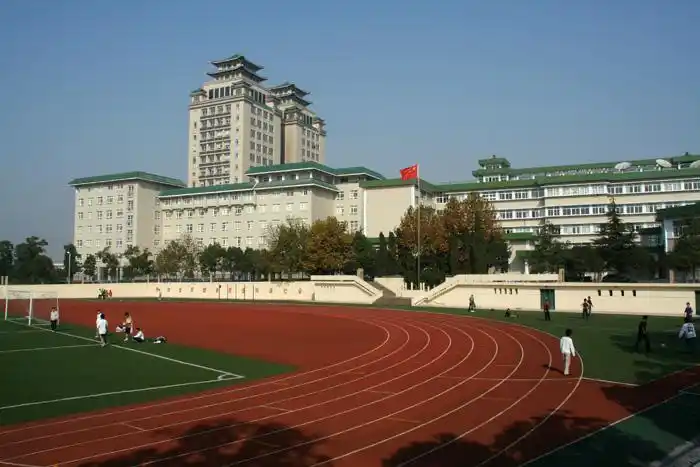 荆州师范学院(湖北曾有老牌)