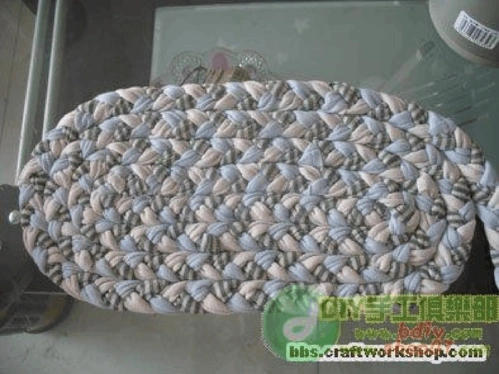 废物利用旧衣服布条编的地垫(教程)