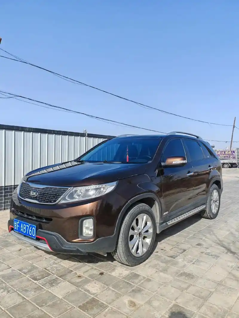 最新到店2015年柴油4驱起亚索兰托,2.2高配