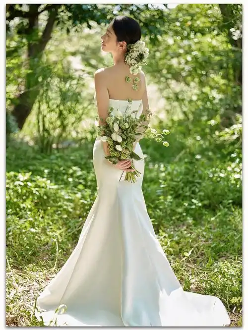 鲜花新娘夏日限定的森系婚纱照美到心坎