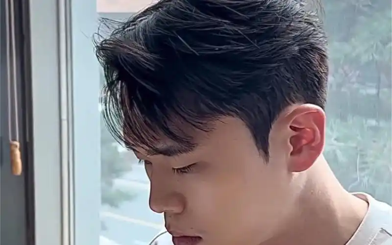 韩式二八分侧背纹理烫～重庆韩式发型