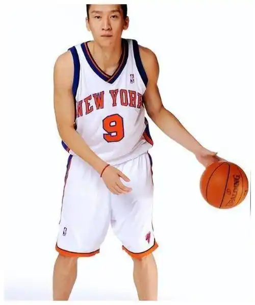 原创被忽略的真实照片隐藏其中的惊喜姚明的神奇绿巨人模样