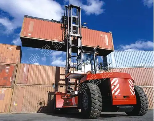 集装箱叉车