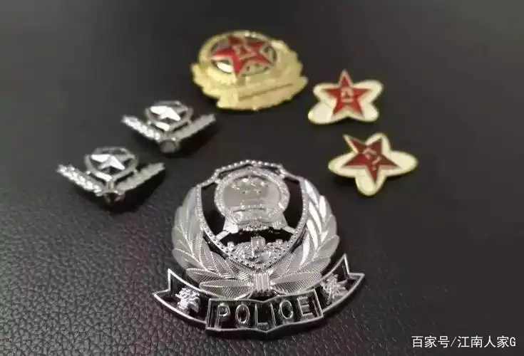 扬州仪征 退役不褪色,警徽写忠诚
