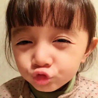 萌娃嘟嘴头像