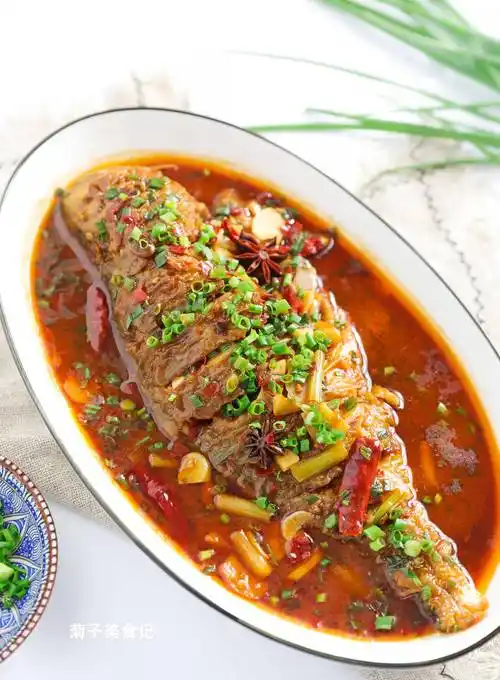 红烧鱼如何做到入味不破皮,注意这两点,肉质鲜嫩,年年有鱼_step_黄鱼