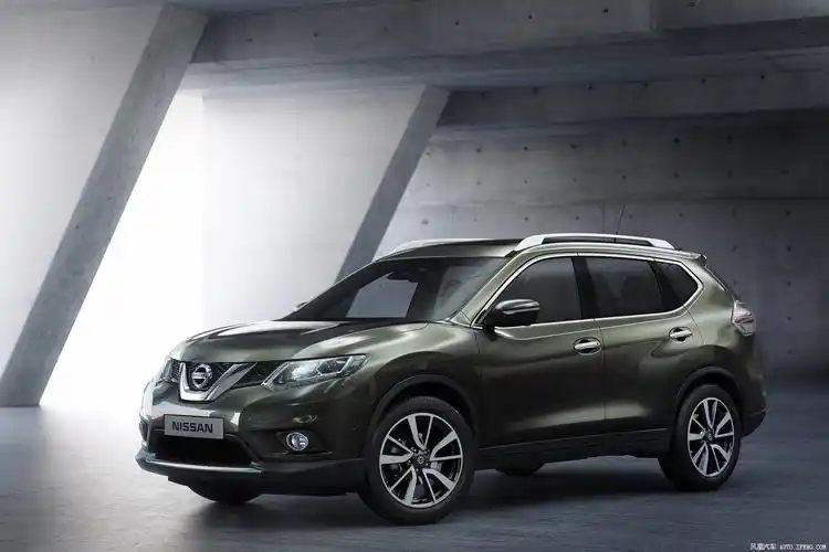 【奇骏图片】_款 图片 日产_汽车图库_凤凰网汽车_1828557