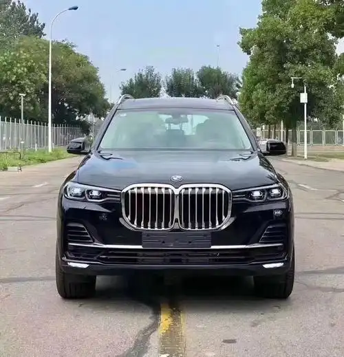 2023款宝马x7加版落地多少钱展厅现车充足