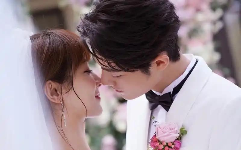 活动作品杨紫肖战甜炸吻戏余生请多指教