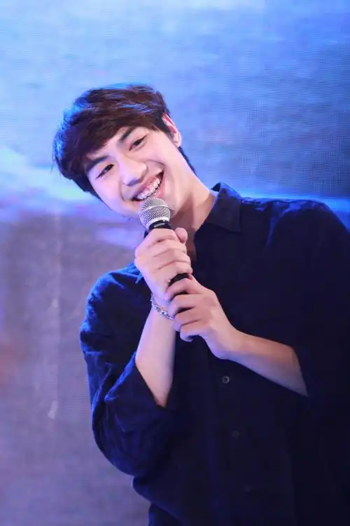 我的世界除你之外皆为背景 微博收图 出处详见链接