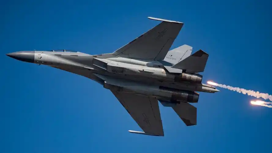 歼16战斗机资料图4