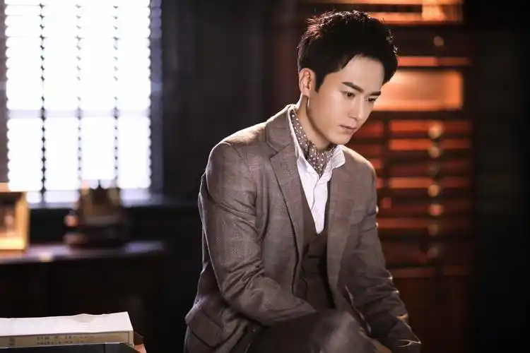 《皓镧传》中心思深沉的赢异人……无论是古装剧还是现代剧,茅子俊