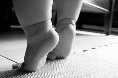 转发微博转发@微心情签名档:连孩子都. 来自花椒油yi - 微博