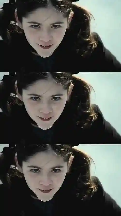 孤儿怨里的小萝莉配上这个bgm简直绝了