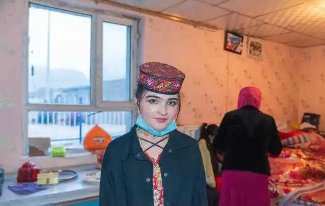 我们国家为数不多具有纯粹的白种人,他们世世代代守护西境