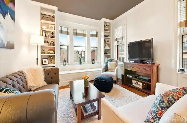 简约家装客厅飘窗设计装修效果图欣赏2022图片大全