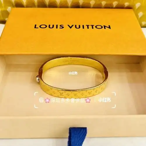 路易威登lv78carved手镯金色s码