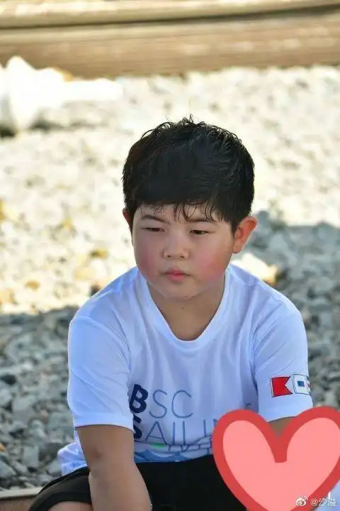 儿子安吉长大离开家赴夏令营老父亲沙溢言语间流露无限感慨