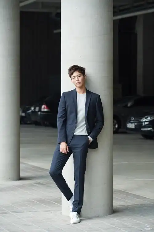 [朴宝剑][分享]170915 正装宝剑魅力爆发 这么帅气也可以?