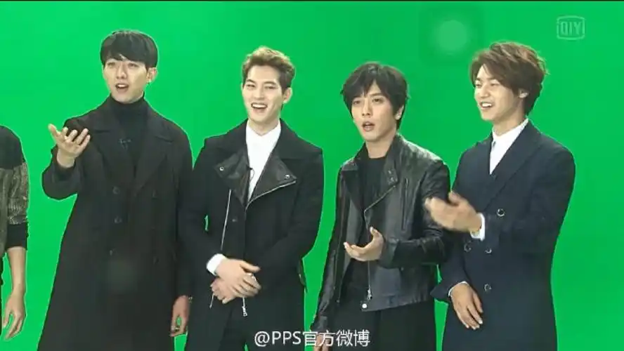 cnblue 郑容和 姜敏赫 李正信 李宗泫