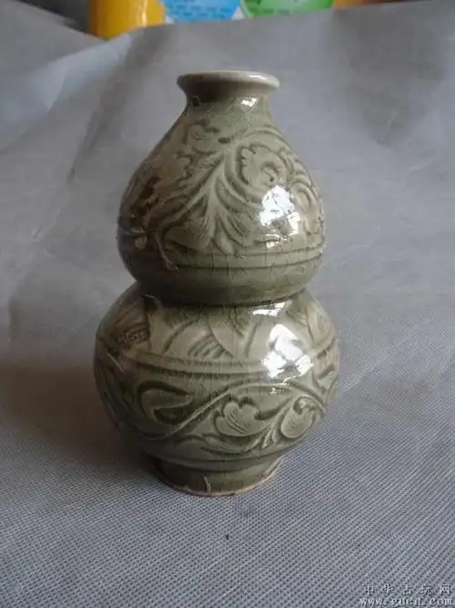 元代耀州窑葫芦瓶