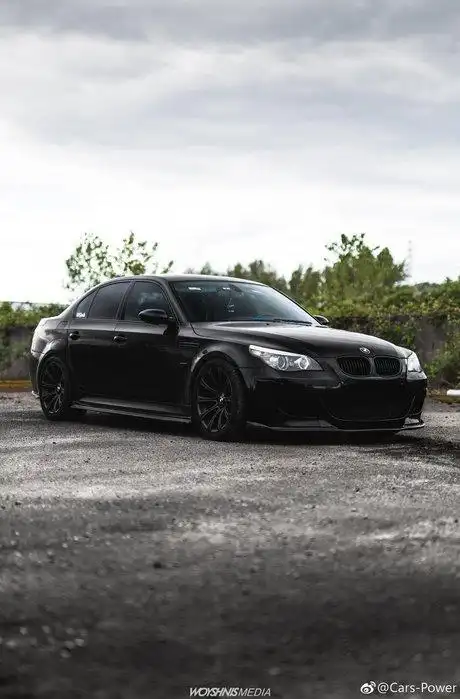 黑武士-宝马m5 e60