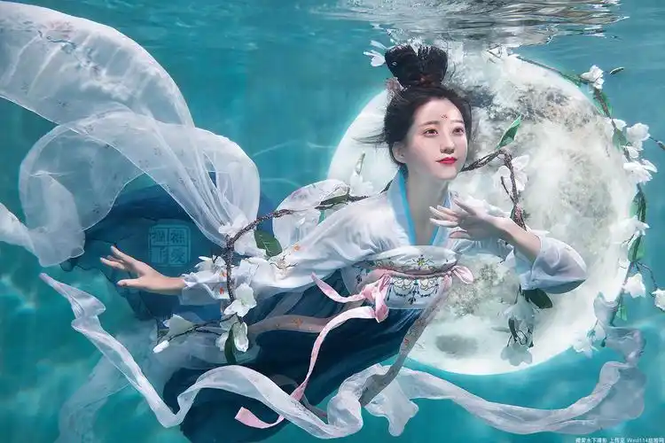 神话故事后羿—嫦娥奔月