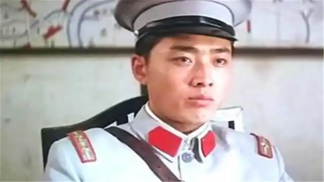 当年暴揍黄金荣的卢小嘉,老爹卢永祥下野后,他结局如何?