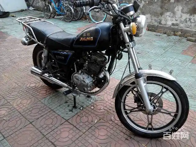 实惠价--出售嘉陵125小太子一辆