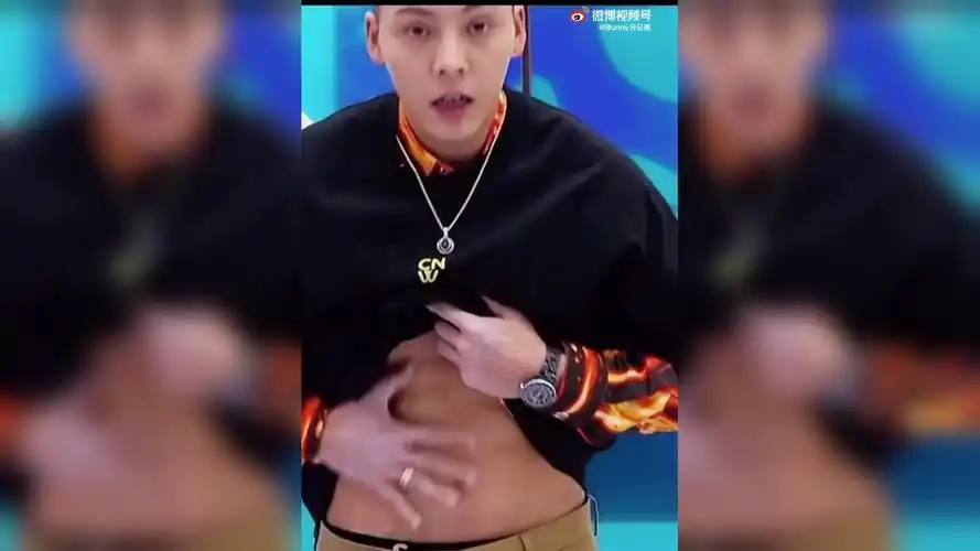 任豪为新剧《照亮你》剪了寸头,一个平平无奇的脸蛋天才