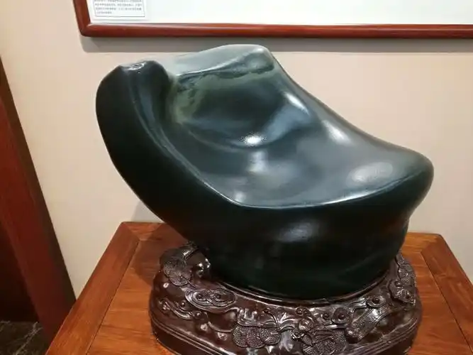 有一种见识叫顶级赏石,深圳最值得去赏石地方水围村石馆(乌江奇石篇)