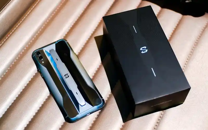 科技美学直播黑鲨游戏手机2pro开箱上手