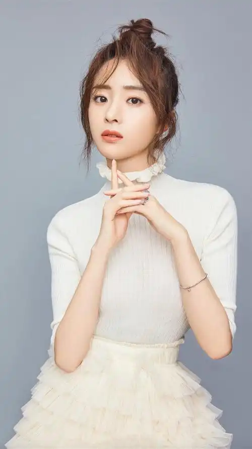 柜中美人——胡冰卿