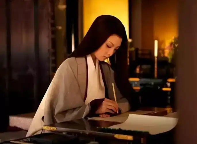 《源氏物语》,女人什么时候可以放过女人