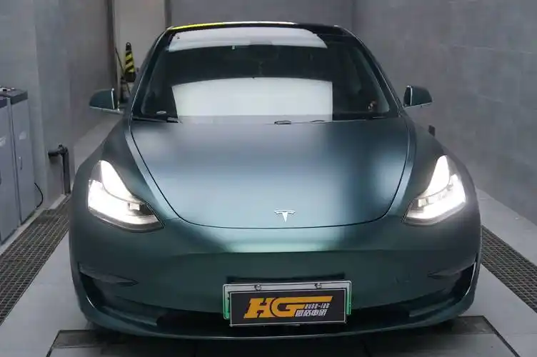 长沙汽车贴膜汇格车研,特斯拉model3改色膜电光墨绿_搜狐汽车_搜狐网