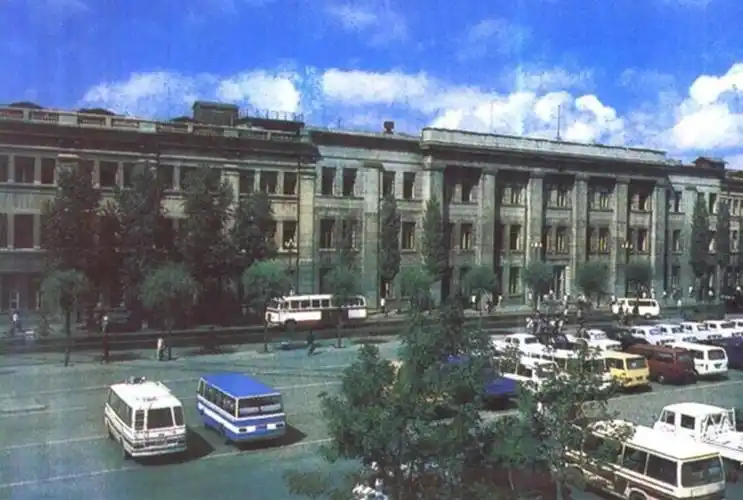 老照片:90年代的"冰城"哈尔滨,你怎么评价那时的哈尔滨?_腾讯新闻