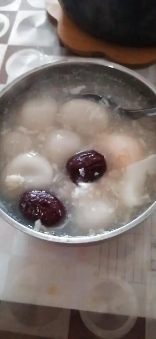 元宵节吃汤圆,在农村是近些年才兴起的一道元宵夜元素.