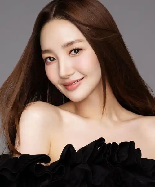 朴敏英经纪公司遭韩国警方搜查5小时,恐与她富豪前男友有关!|韩国明星