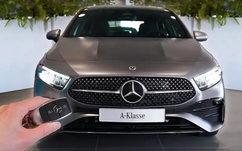 2023年奔驰 a class (218hp) | visual car reviews 2023.4.21