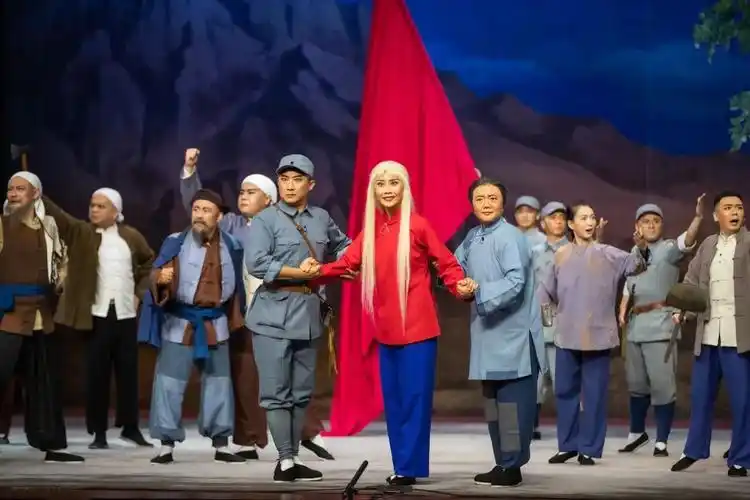 国家京剧院"百日集训"重点剧目《白毛女》亮相北京梅兰芳大剧院-千龙