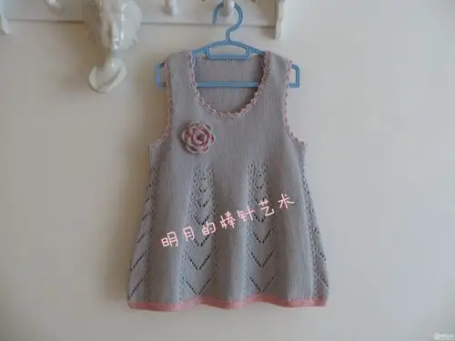 [1-3岁] 又织灰粉淑女裙(高清多图 详细教程)---明月的棒针艺术