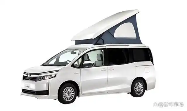 mpv与房车的结合,丰田voxy升顶露营车,7座两张床可睡4人