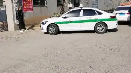 出租车成功阻止电动车在莱芜投放了,已经拉走了,以后干点惠民工程的