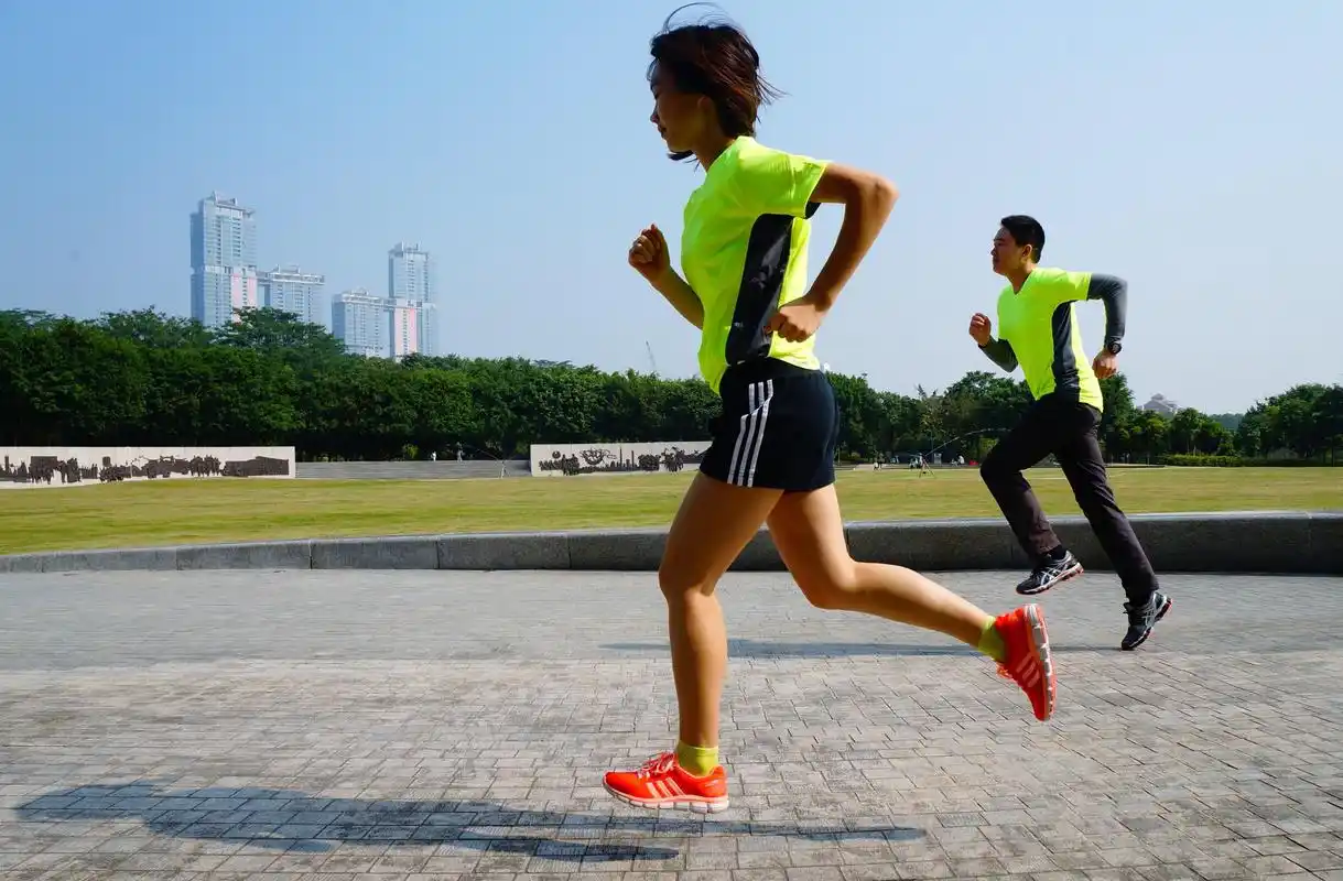 有的人跑步为什么会很轻松?掌握好这几点你也能做到!