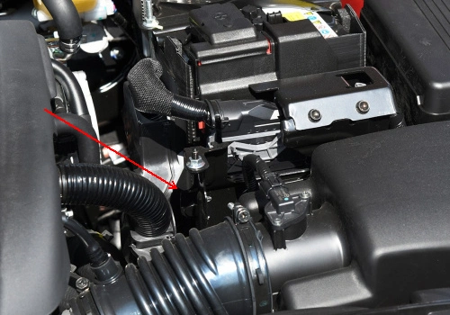 东风风神ax7 手动波 变速箱的加油口在哪