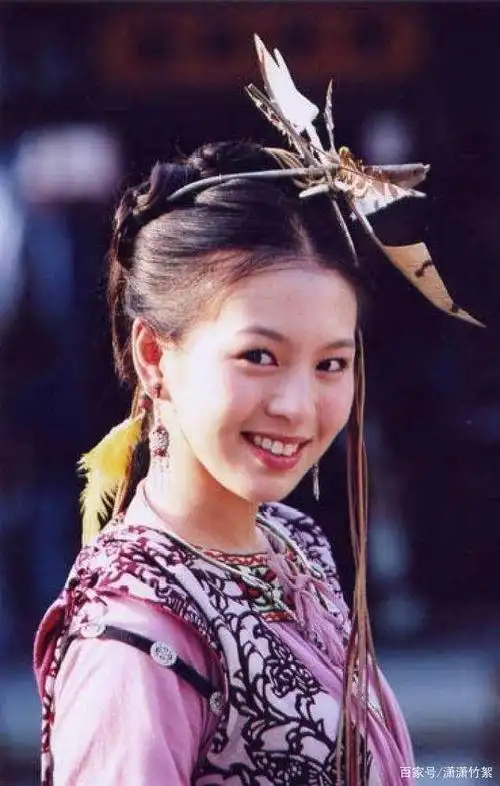 虽然孙莉出演的是林青儿这个配角; 不过从这时开始仙剑奇侠传林青儿